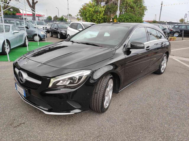 Mercedes-Benz CLA 180 shooting brake 2018 premium unipro tagliandi usato a ROMA
