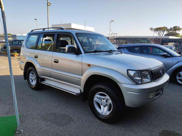 Toyota Land Cruiser 3.0 turbodiesel 5 p automatica 4x4 usato a ROMA
