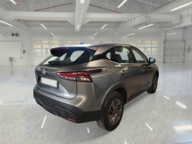 Nissan Qashqai MHEV 140 CV Business - foto 2 di 4
