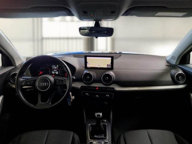 Audi Q2 30 TDI Business - foto 3 di 4