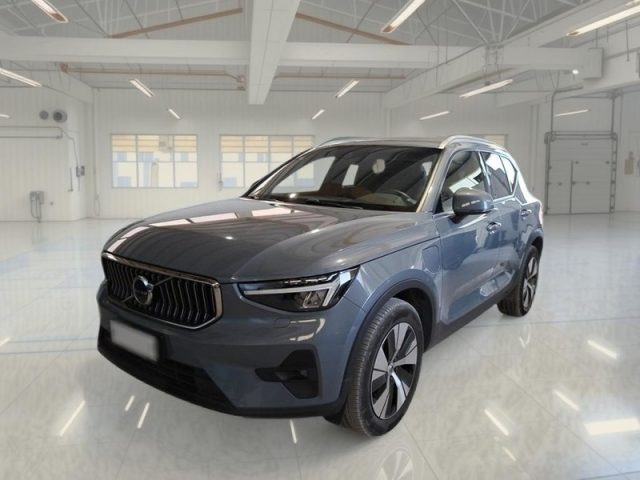 Volvo XC40 T4 Recharge Plug-in Hybrid automatico Core usato a ALCAMO