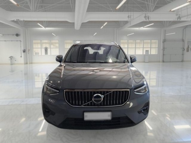 Volvo XC40 T4 Recharge Plug-in Hybrid automatico Core - foto 2 di 4