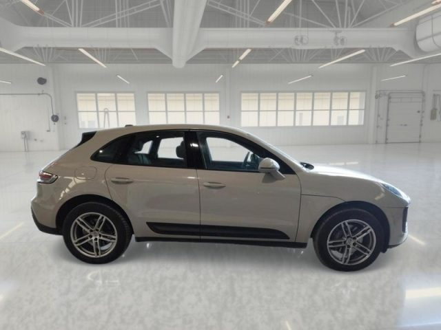 Porsche Macan 2 - foto 4 di 4