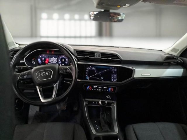 Audi Q3 35 TDI S tronic Business Advanced - foto 3 di 4