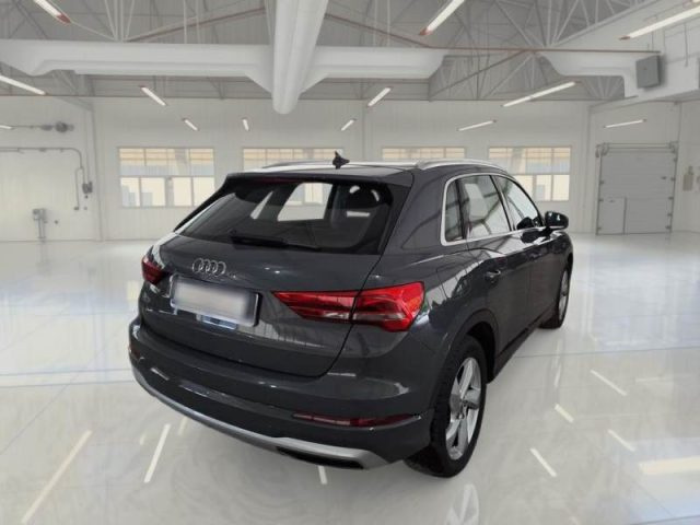 Audi Q3 35 TDI S tronic Business Advanced - foto 2 di 4
