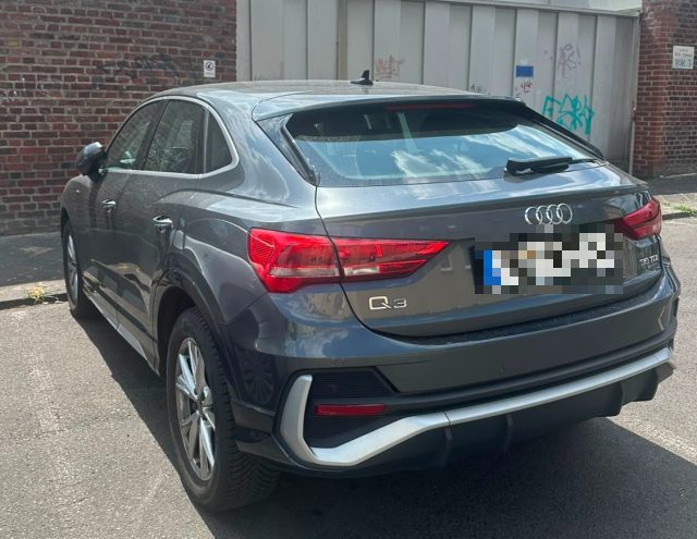 Audi Q3 35 TDI S tronic S line edition - foto 2 di 4