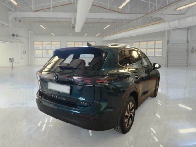 Volkswagen Tiguan 1.5 eTSI 130 CV ACT DSG Edition Plus - foto 2 di 4