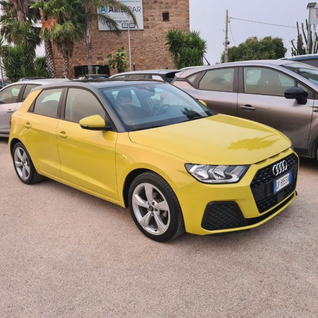 Audi A1 SPB 25 TFSI S tronic Identity Black usato a ALCAMO