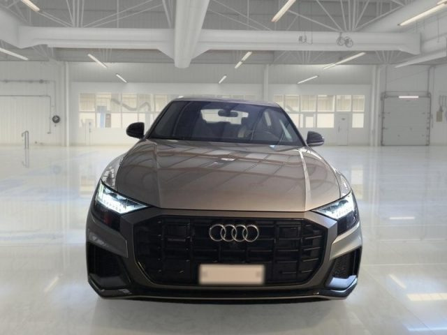Audi Q8 50 TDI 286 CV quattro tiptronic Sport - foto 4 di 4