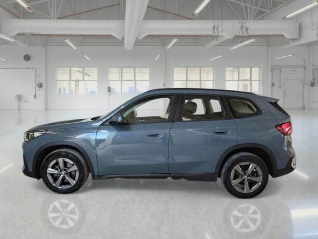 BMW X1 sDrive 18d EDITION ESSENCE - foto 4 di 4