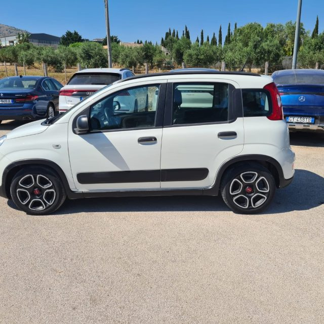 Fiat Panda 1.0 FireFly S&S Hybrid City Life - foto 3 di 4