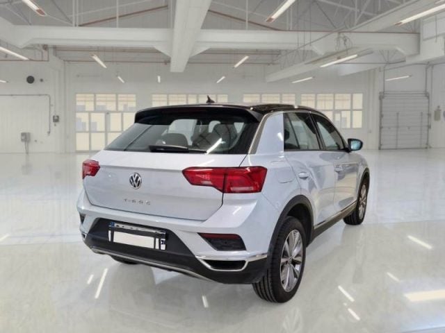 Volkswagen T-Roc 1.6 TDI SCR Style BlueMotion Technology - foto 2 di 4