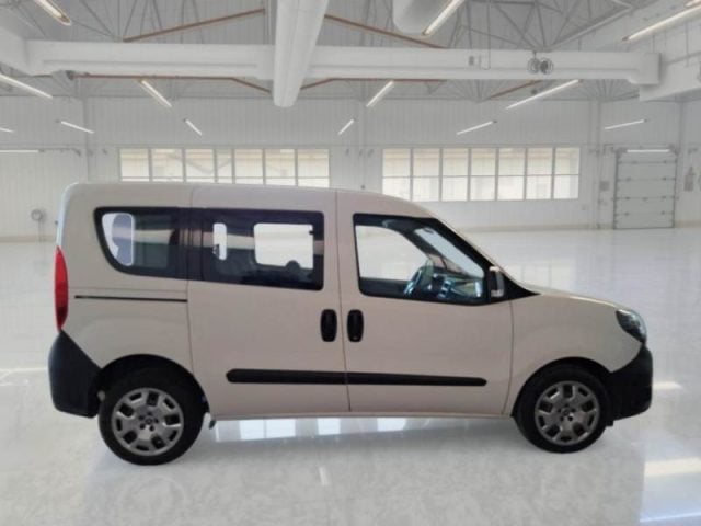 Fiat Doblo Doblò 1.6 MJT 120CV S&S PC Combi N1 Easy - foto 3 di 4
