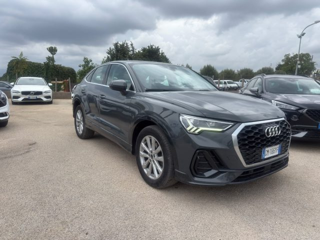 Audi Q3 SPB 35 TDI quattro S tronic Business Plus - foto 2 di 4