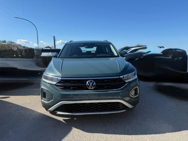 Volkswagen T-Roc 2.0 TDI SCR Life, del 2022, 140.000 km, in vendita a Alcamo (TP)