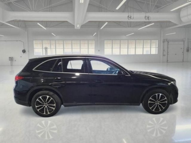 Mercedes-Benz GLC 220 d 4Matic Premium Plus - foto 4 di 4