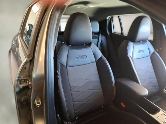 Jeep Avenger 1.2 Turbo 100 CV Altitude - foto 4 di 4