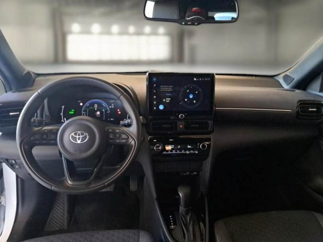 Toyota Yaris Cross 1.5 Hybrid 5p. E-CVT Trend - foto 3 di 4