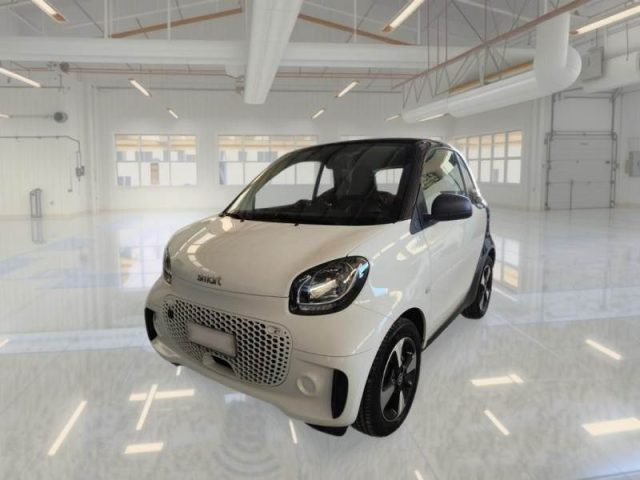 smart forTwo EQ Passion, del 2022, 7.773 km, in vendita a Alcamo (TP)