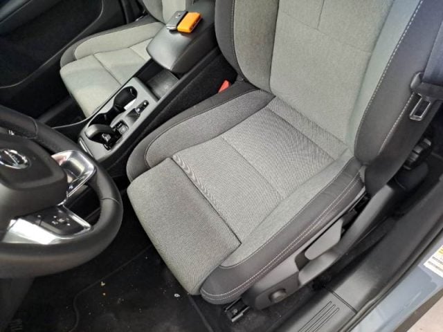 Volvo XC40 T4 Recharge Plug-in Hybrid automatico Core - foto 4 di 4
