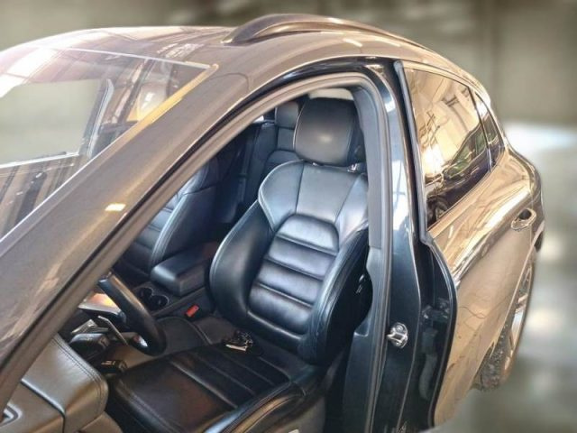 Porsche Macan 2 - foto 3 di 4