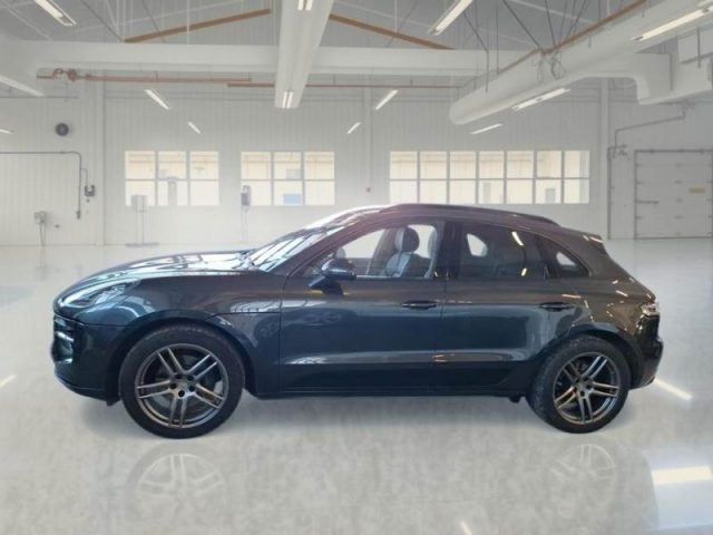 Porsche Macan 2 - foto 2 di 4