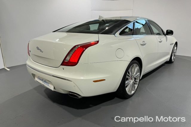 Jaguar XJ XJ 3.0D V6 Premium Luxury - foto 4 di 4