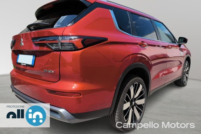 Mitsubishi Outlander Outlander PHEV 2.4L INTENSE 4WD - foto 4 di 4