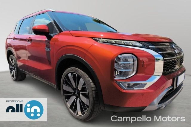 Mitsubishi Outlander Outlander PHEV 2.4L INTENSE 4WD usato a VENEZIA