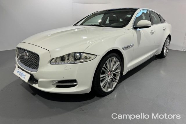 Jaguar XJ XJ 3.0D V6 Premium Luxury - foto 2 di 15