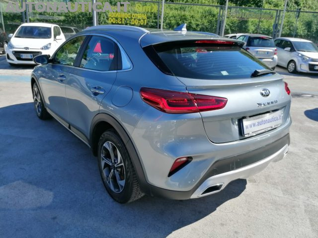 Kia XCeed 1.0 T-GDi URBAN 120cv - foto 3 di 4