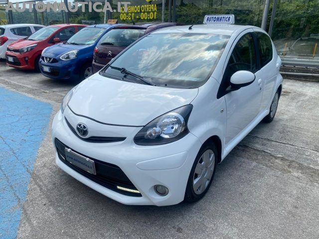 Toyota Aygo 1.0 12V VVT-i 5 porte Lounge MMT usato a NAPOLI