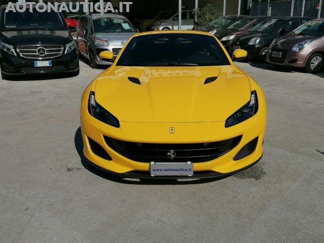 Ferrari Portofino 3.9 DCT SPIDER, del 2020, 8.400 km, in vendita a Napoli (NA)