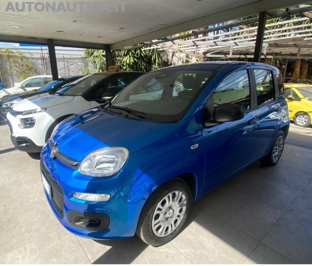 Fiat Panda 1.0 FireFly S&S Hybrid Icon 70cv, del 2025, 14.000 km, in vendita a Napoli (NA)