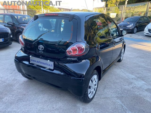 Toyota Aygo 1.0 12V VVT-i 5 porte ACTIVE CONNECT 68cv - foto 4 di 4