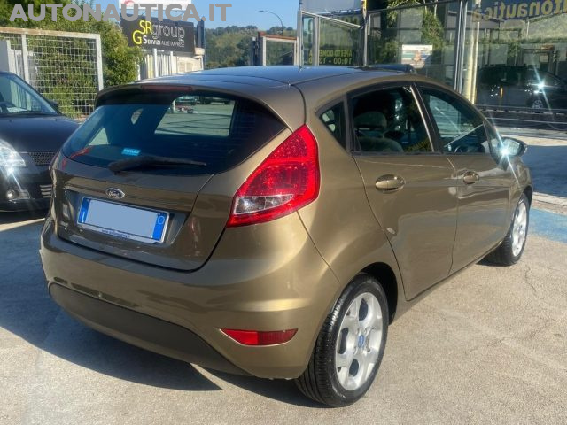 Ford Fiesta 1.2 5PORTE GPL TECH 82cv TITANIUM - foto 4 di 4