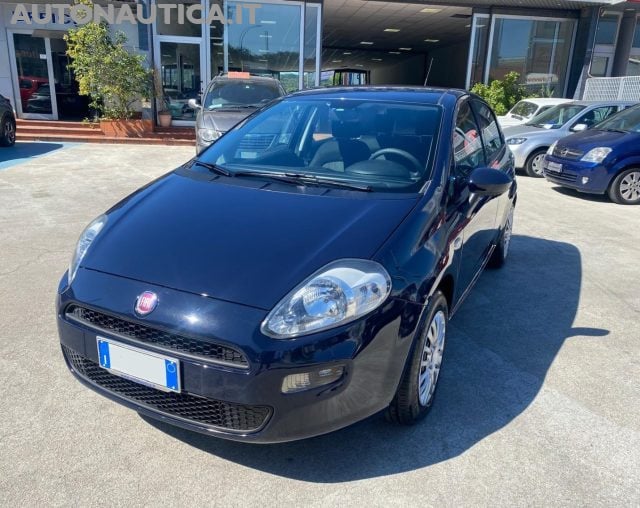 Fiat Punto 1.2 8V 5 PORTE STREET 69cv GPL, del 2015, 97.000 km, in vendita a Napoli (NA)