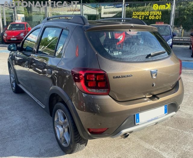 Dacia Sandero 0.9 TCe STEPWAY 90cv START & STOP COMFORT - foto 3 di 4