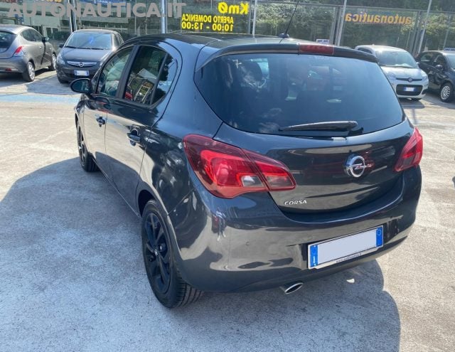 Opel Corsa 1.2 5 PORTE 70cv B-COLOR - foto 3 di 4