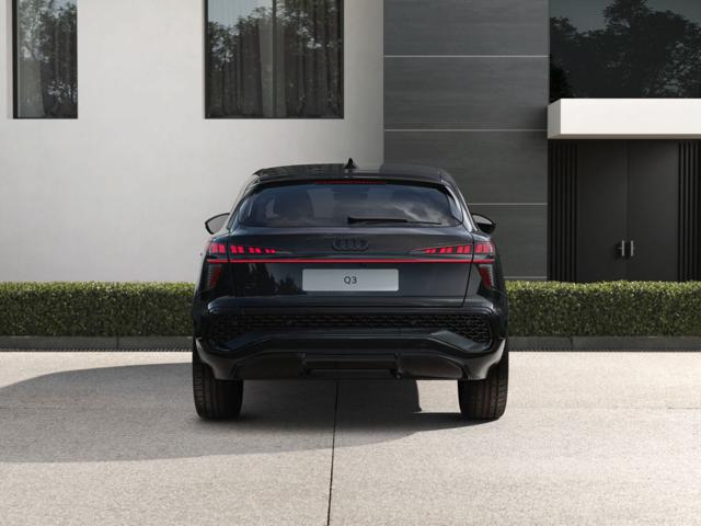 Audi Q3 SPB TFSI 110 kW mHEV S tronic S Line edition - foto 3 di 4