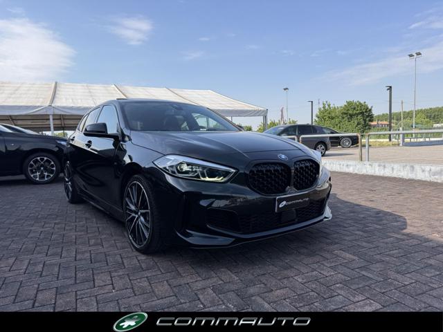 BMW M135 i xDrive - foto 3 di 4