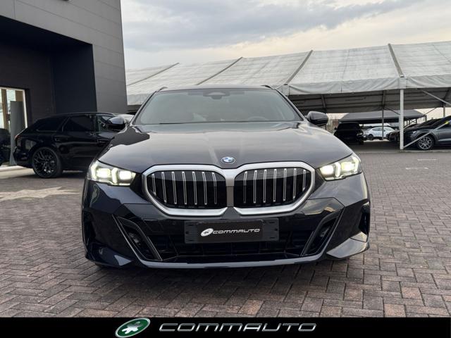 BMW 520 d 48V xDrive Touring Msport - foto 2 di 4