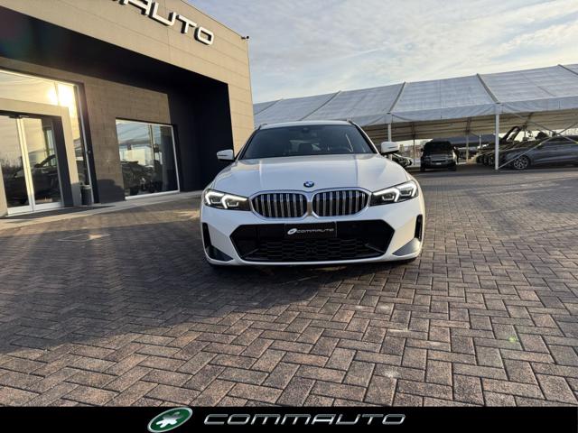 BMW 320 d 48V xDrive Touring Msport - foto 2 di 4