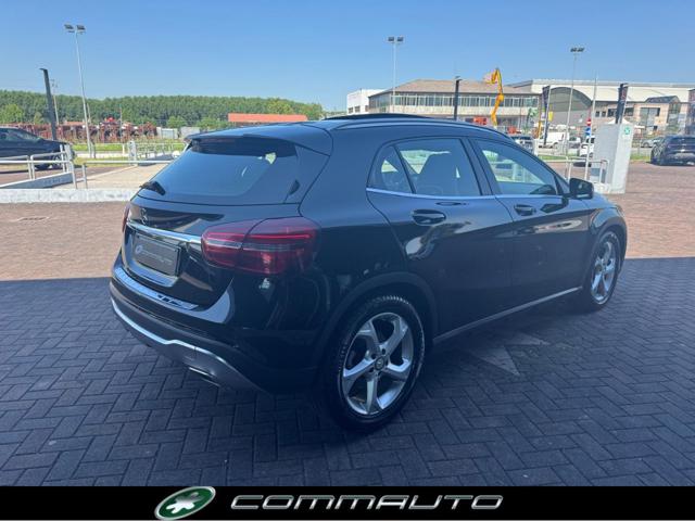 Mercedes-Benz GLA 200 d Automatic 4Matic Sport - foto 4 di 4