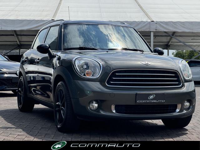 MINI Countryman Mini Cooper D Countryman - foto 2 di 4