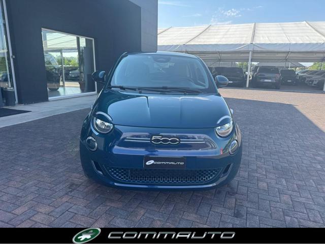 Fiat 500e Berlina 42 kWh Icon + - foto 2 di 4