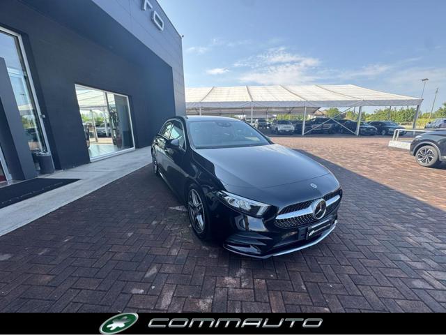 Mercedes-Benz A 180 d Automatic Premium - foto 2 di 4