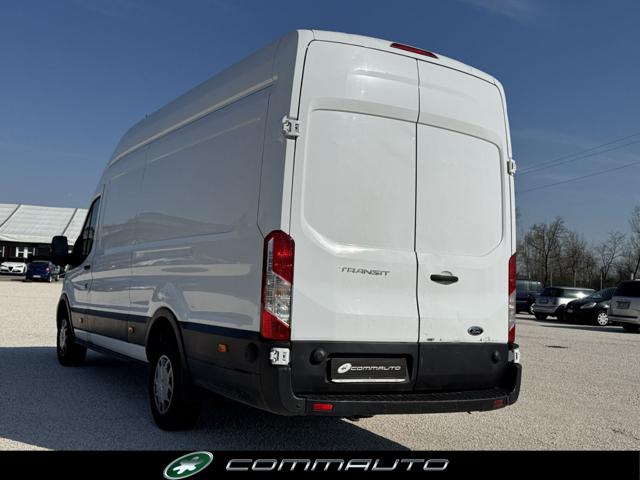 Ford Transit 310 2.0TDCi EcoBlue MHEV 170CV PL-TM Furgone Trend, del 2022, 173.100 km, in vendita a Quinto Di Treviso (TV)