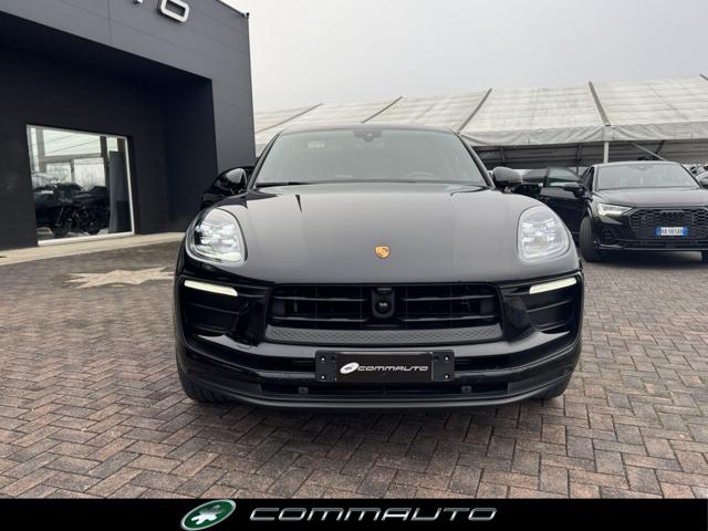 Porsche Macan 2 - foto 2 di 4