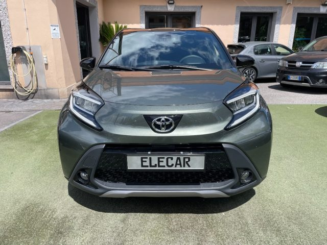 Toyota Aygo X 1.0 VVT-i 72 CV 5 porte Lounge S-CVT - foto 2 di 4